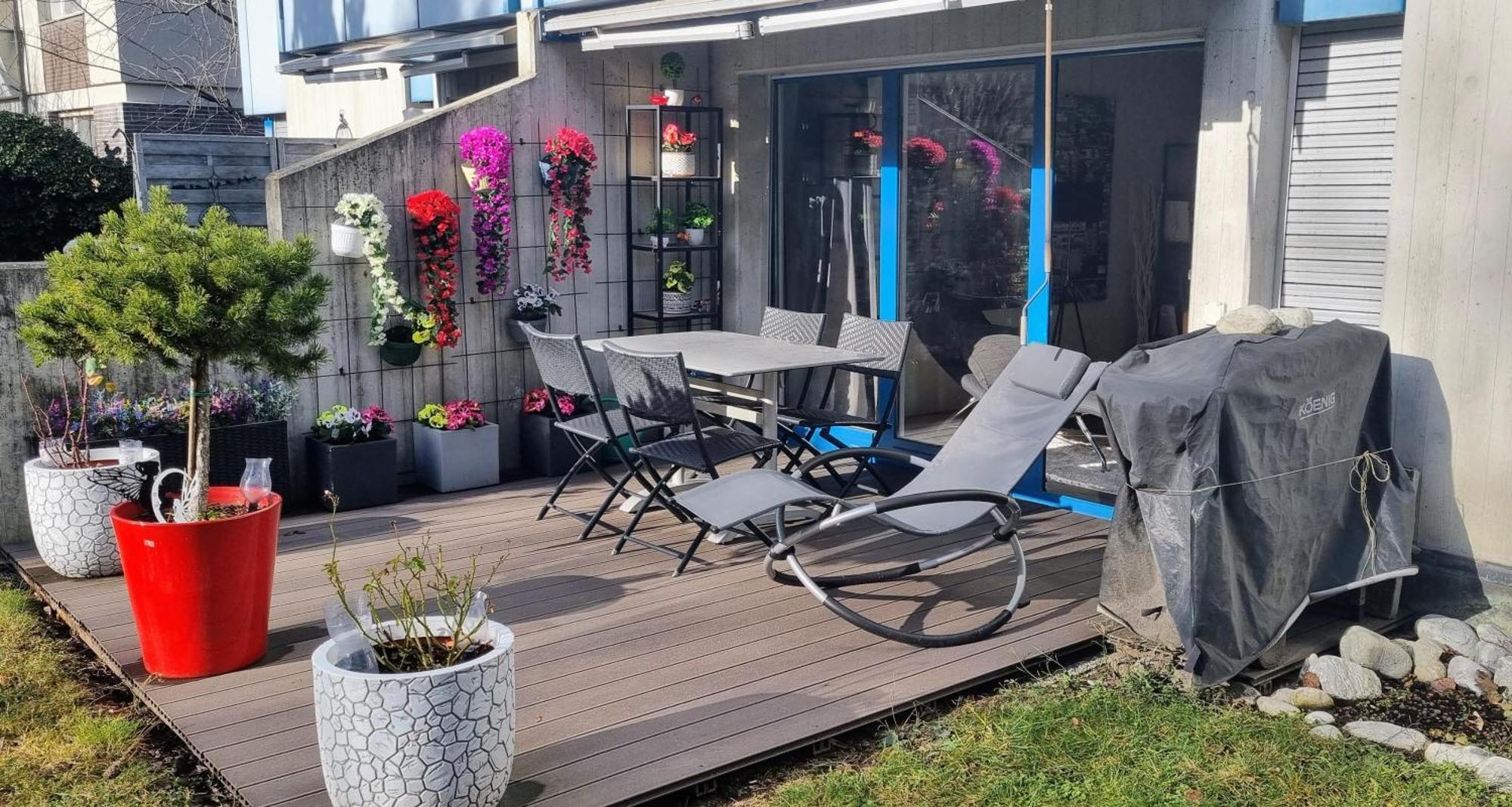 Avec Terrasse